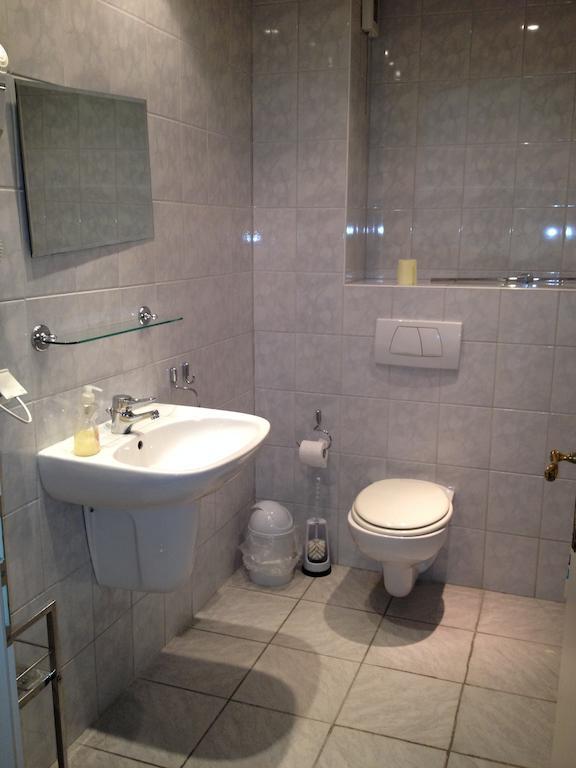 City Hotel Garni Hannover Phòng bức ảnh